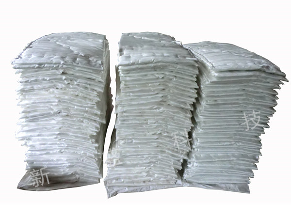 Aluminum silicate insulation quilt